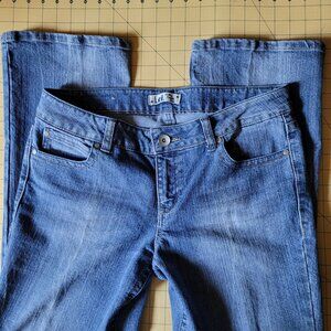 L.E.I. Flare Leg Blue Jeans - Super Cute!  Junior Size 13
